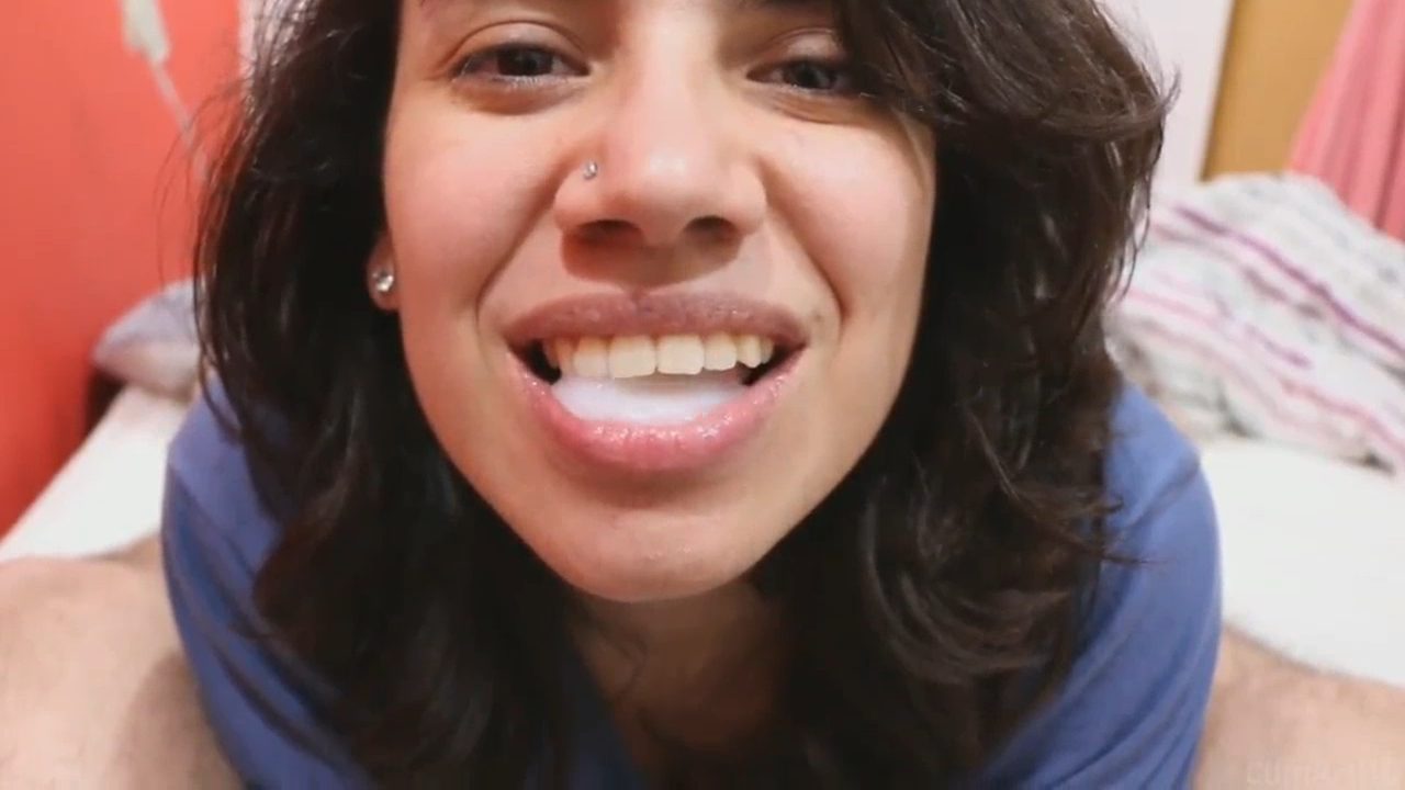 Beautiful Indian College Girl Sucking and Drinking Cum