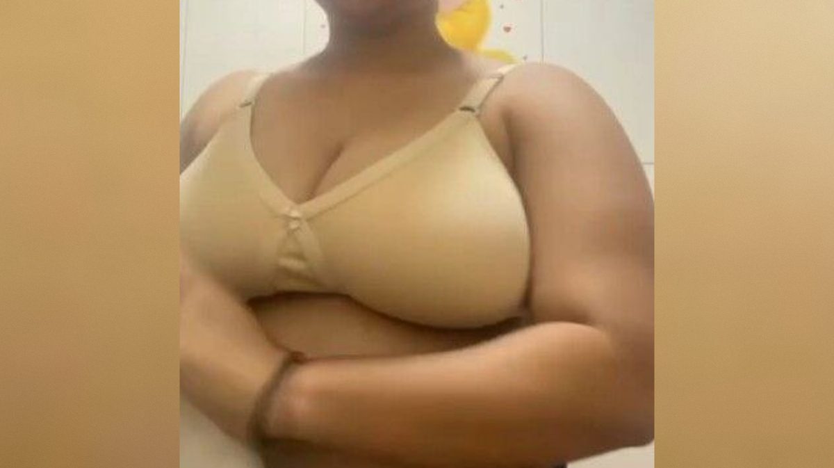 Curvy Desi Bitch Showing Her Perfect Big Milky Boobs